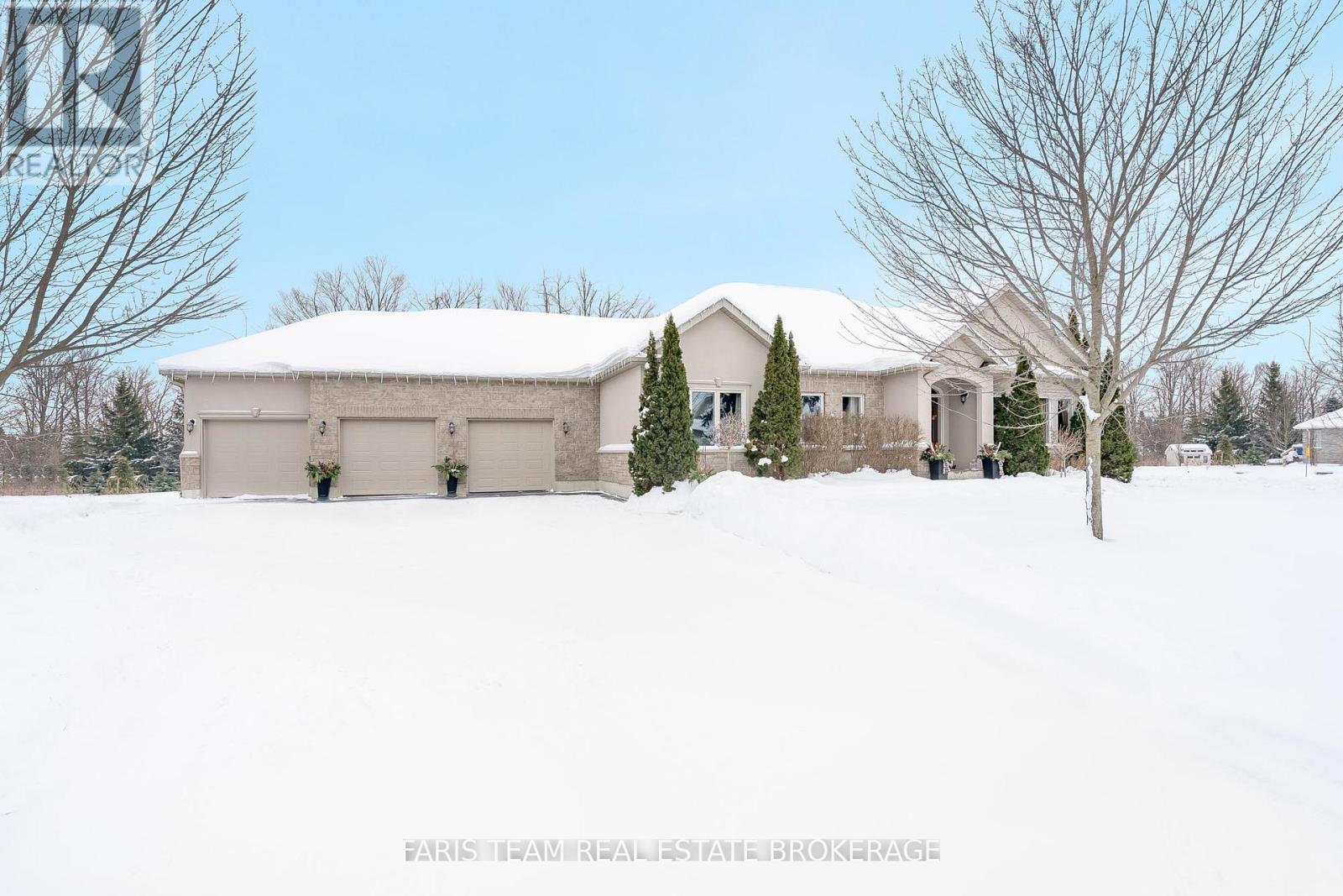 64 RED OAK CRESCENT, Oro-Medonte, Ontario