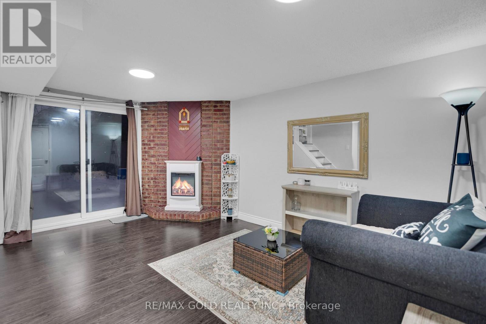 30 Myna Court, Brampton, Ontario  L6S 4H8 - Photo 25 - W12635226