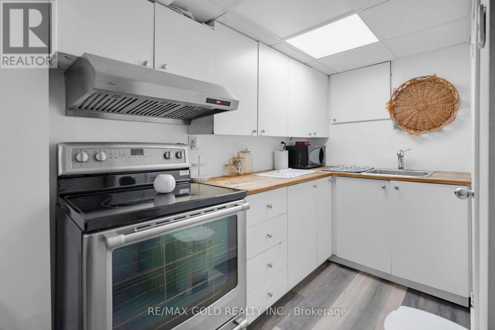 30 Myna Court, Brampton, Ontario  L6S 4H8 - Photo 28 - W12635226