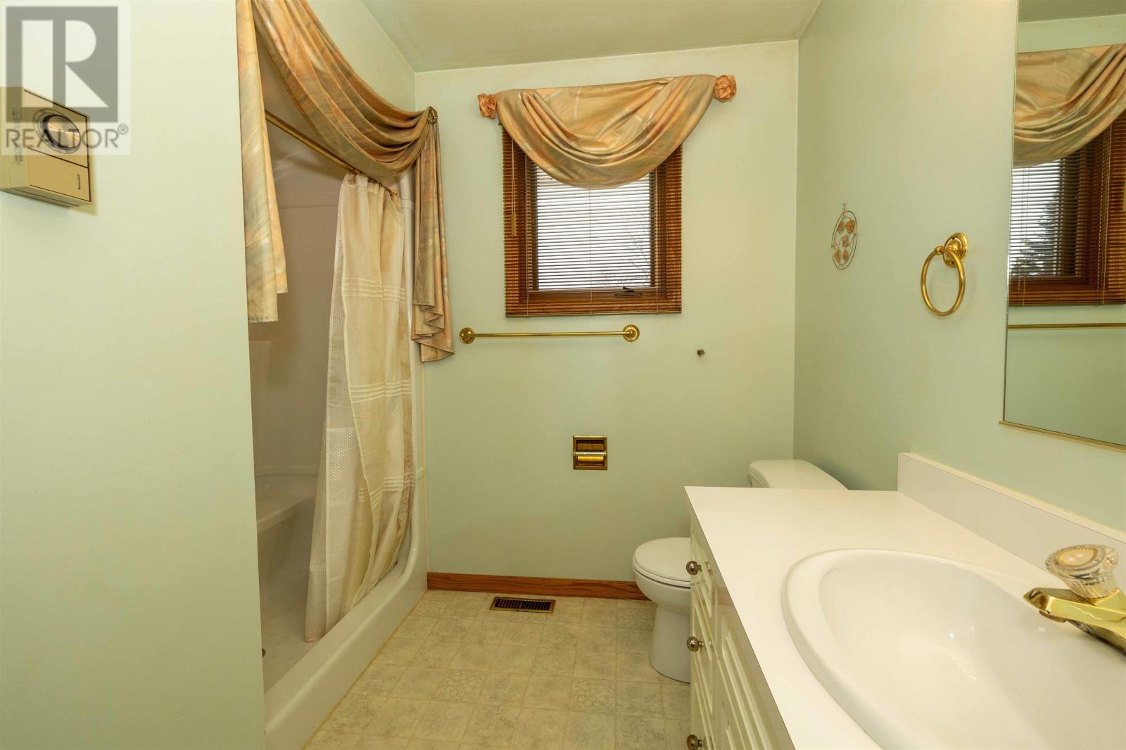 2200 Bordeaux Cres, Thunder Bay, Ontario  P7K 1C2 - Photo 32 - TB253643