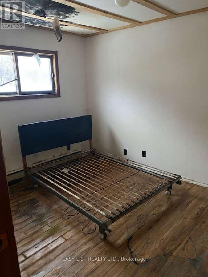 106 Quebec Street, Schreiber, Ontario  P0T 2A0 - Photo 4 - X12639004