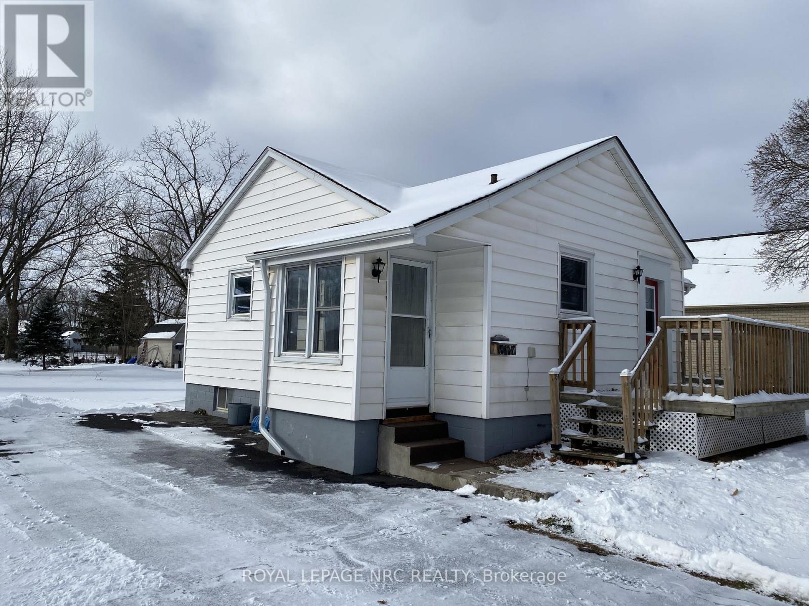 5477 Green Avenue, Niagara Falls, Ontario  L2H 1P5 - Photo 2 - X12639140