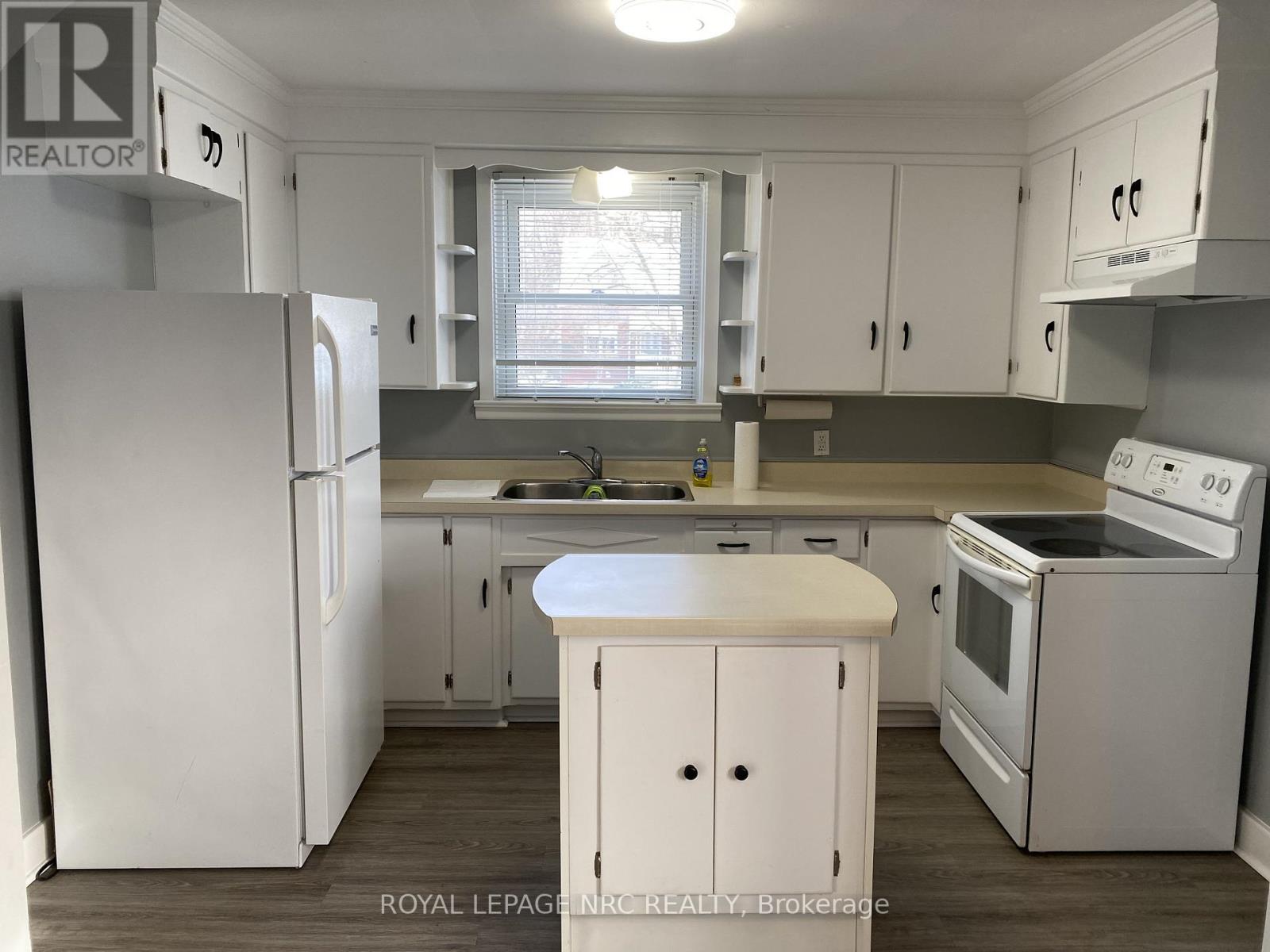 5477 Green Avenue, Niagara Falls, Ontario  L2H 1P5 - Photo 4 - X12639140