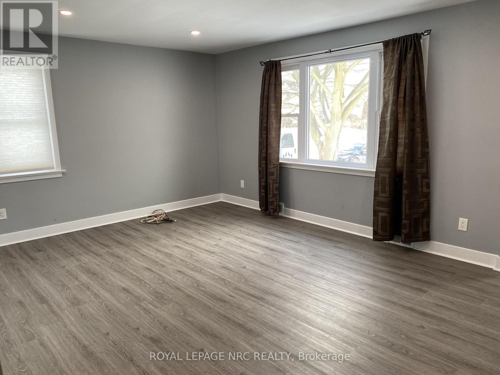 5477 Green Avenue, Niagara Falls, Ontario  L2H 1P5 - Photo 6 - X12639140