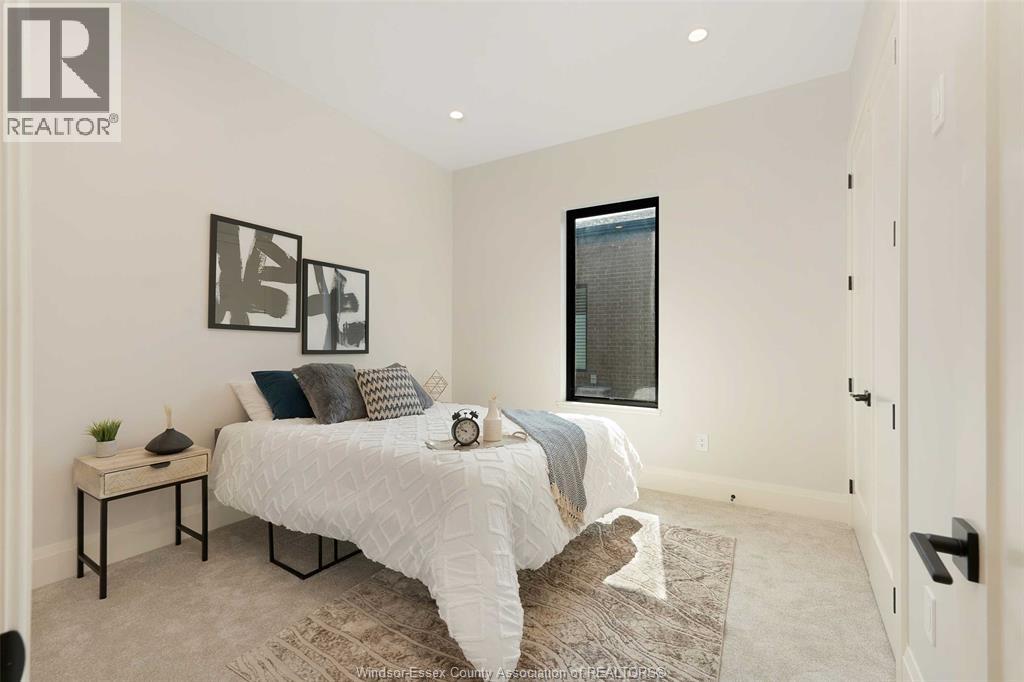 668 Lily Mac Boulevard, Windsor, Ontario N6E 3N7 - Photo 30 - 25031792