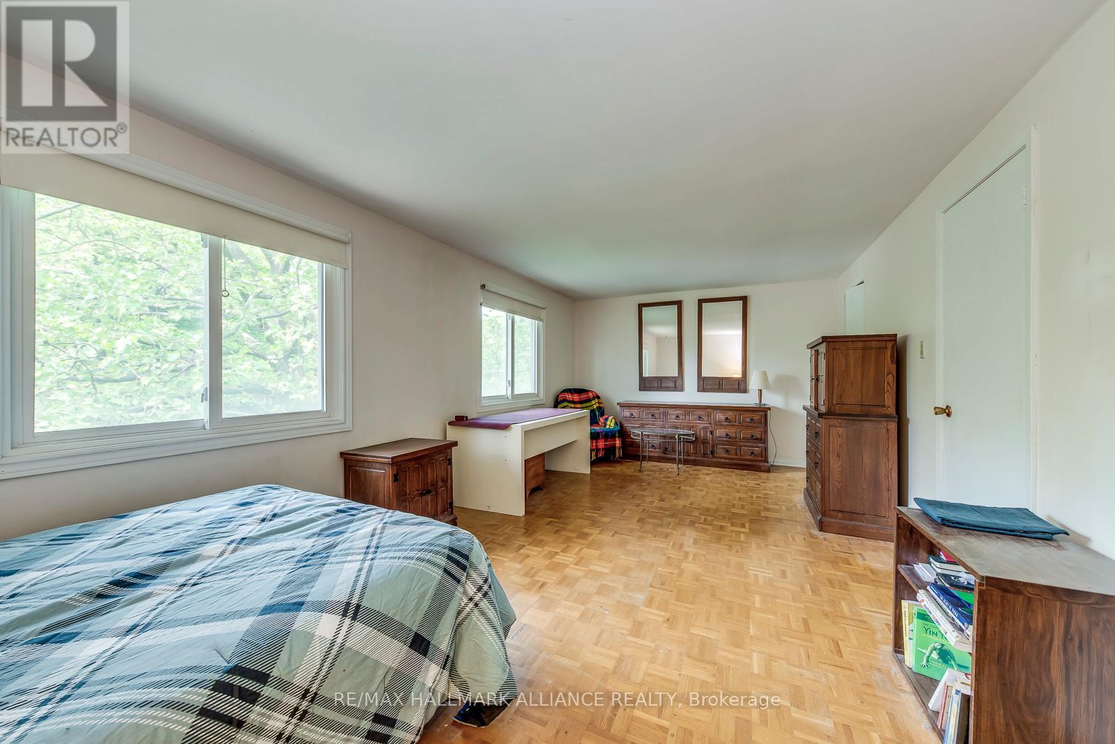 455 Canterbury Crescent, Oakville, Ontario  L6J 5K8 - Photo 18 - W12201228