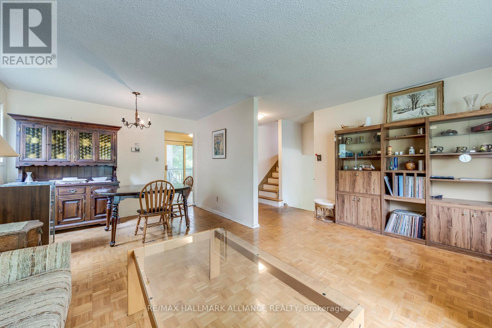 455 Canterbury Crescent, Oakville, Ontario  L6J 5K8 - Photo 15 - W12201228