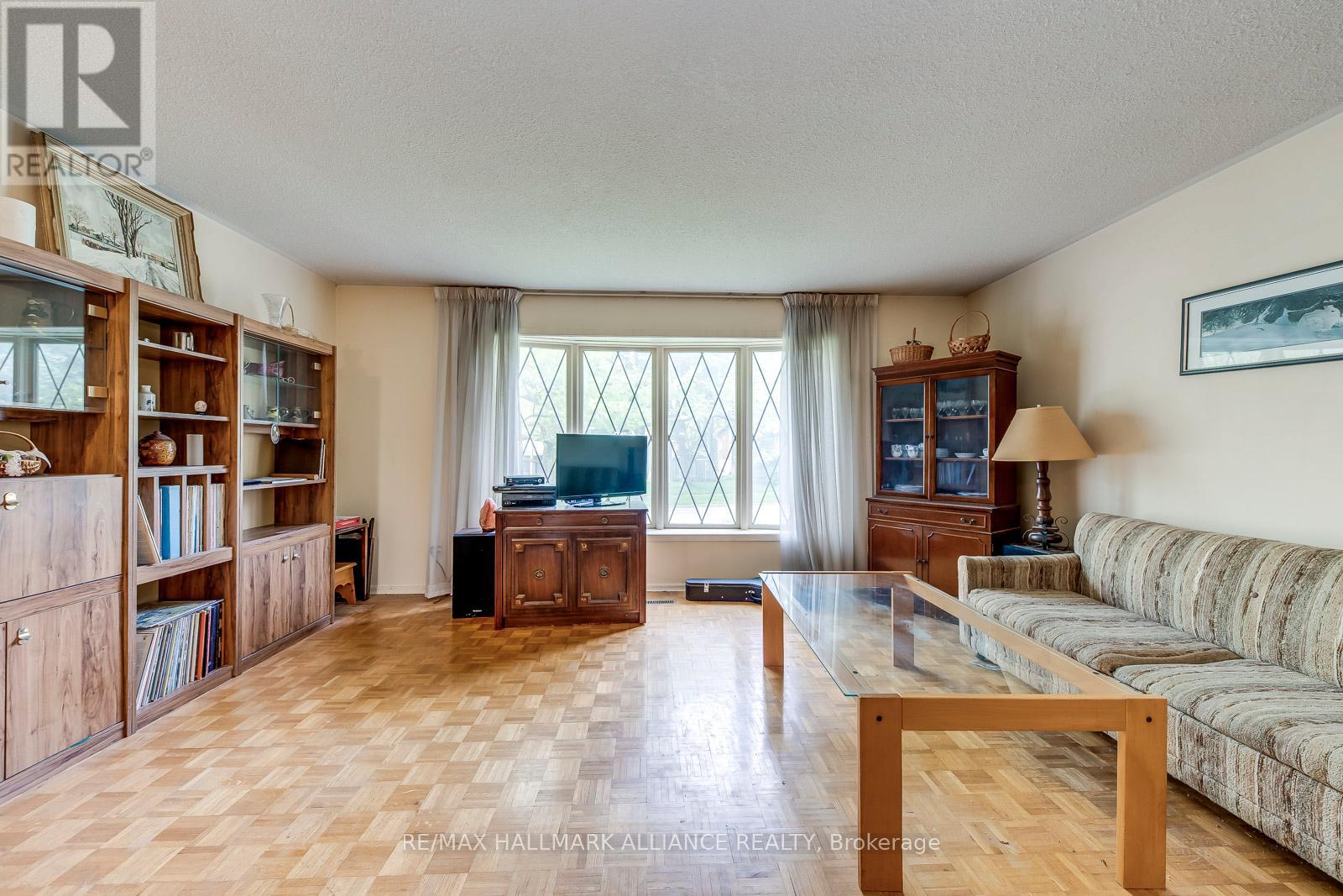 455 Canterbury Crescent, Oakville, Ontario  L6J 5K8 - Photo 12 - W12201228