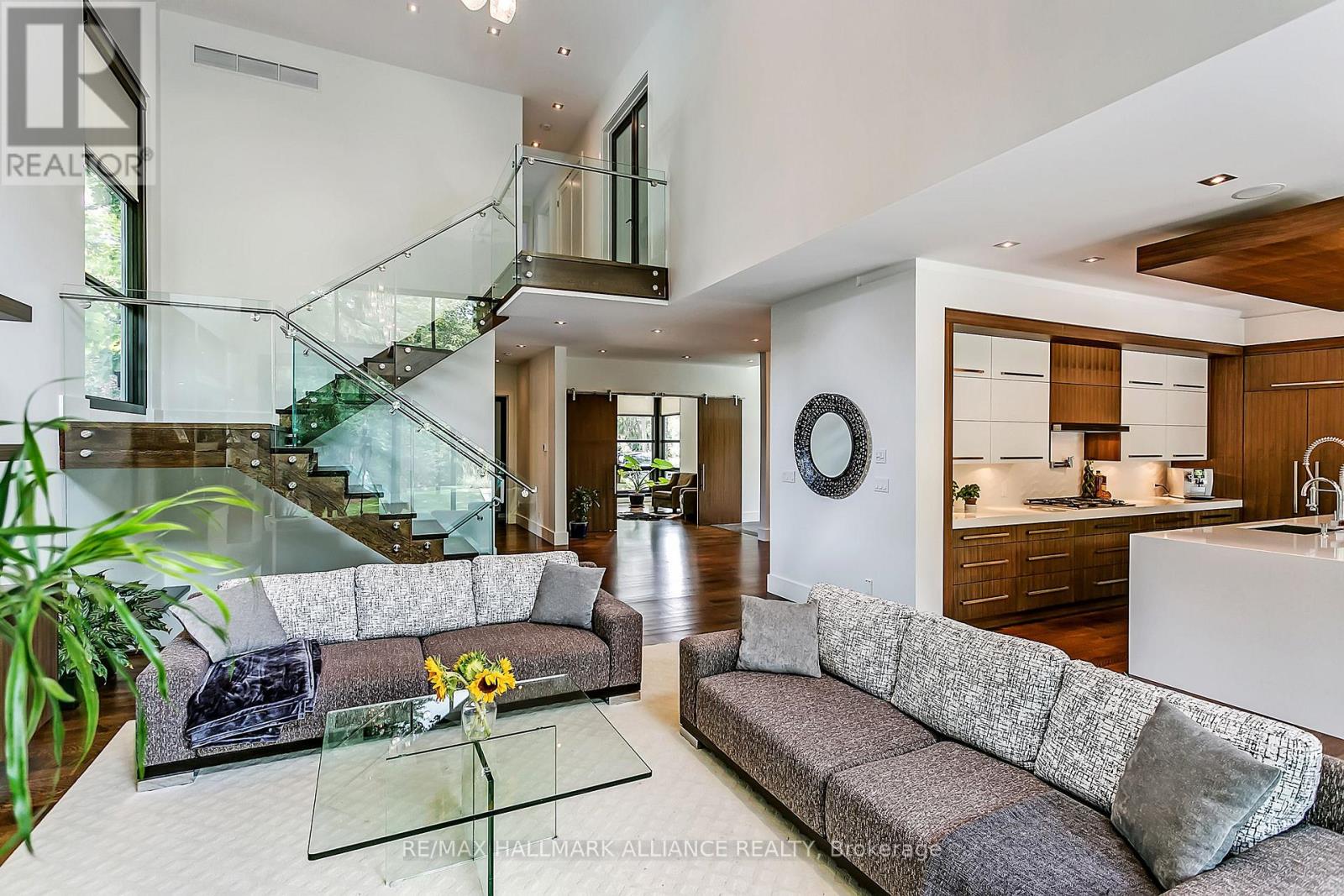 363 Morrison Road, Oakville, Ontario  L6J 4K2 - Photo 11 - W12319602