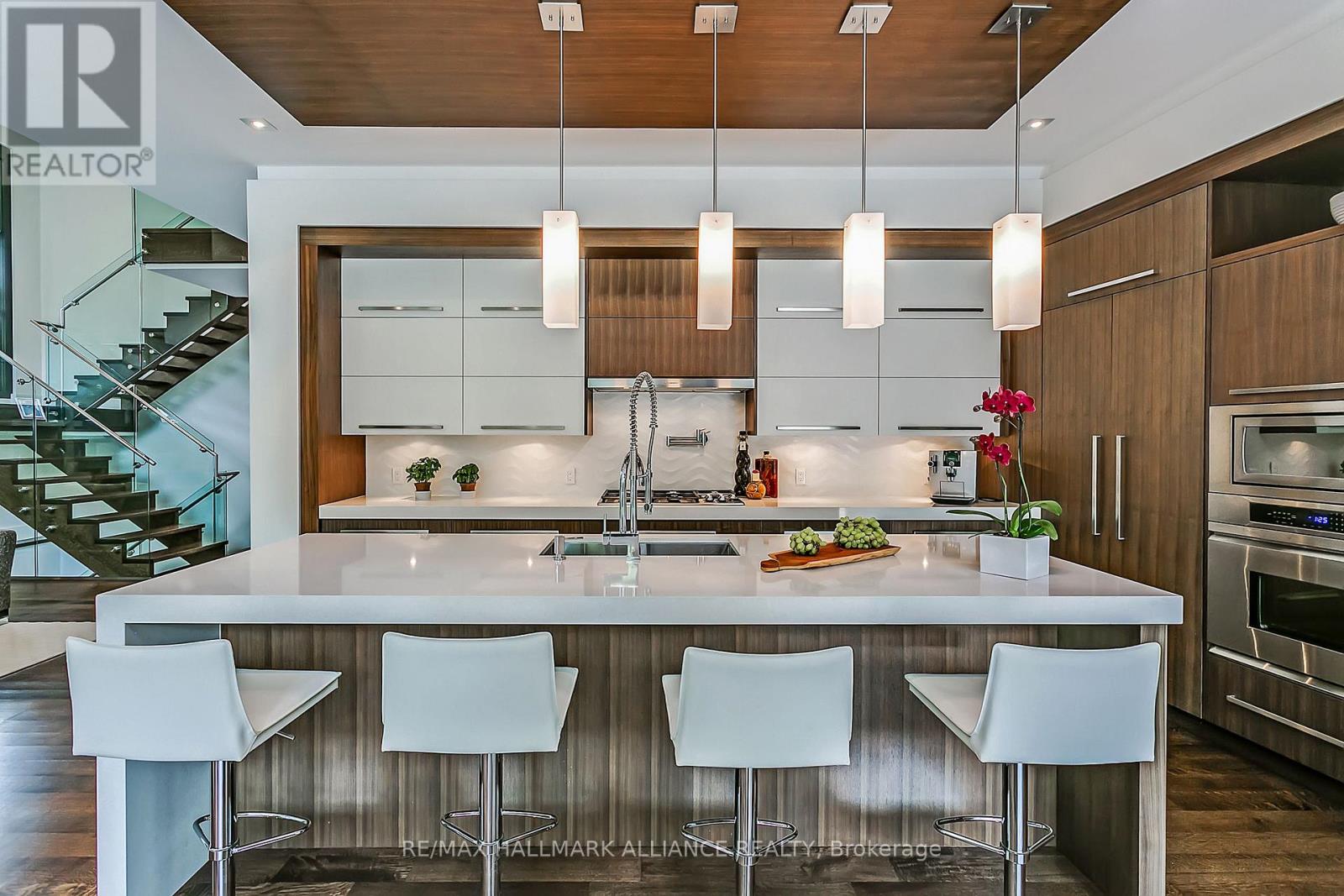 363 Morrison Road, Oakville, Ontario  L6J 4K2 - Photo 23 - W12319602