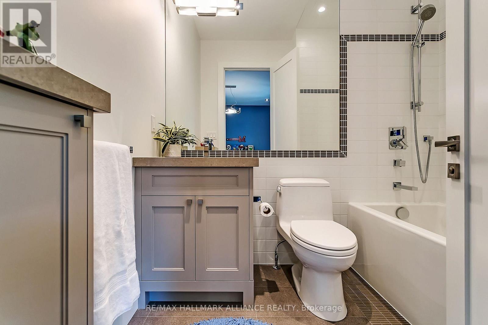 363 Morrison Road, Oakville, Ontario  L6J 4K2 - Photo 35 - W12319602