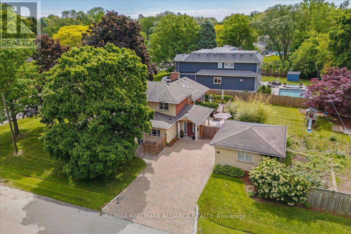 222 Alscot Crescent, Oakville, Ontario  L6J 4R4 - Photo 4 - W12357561