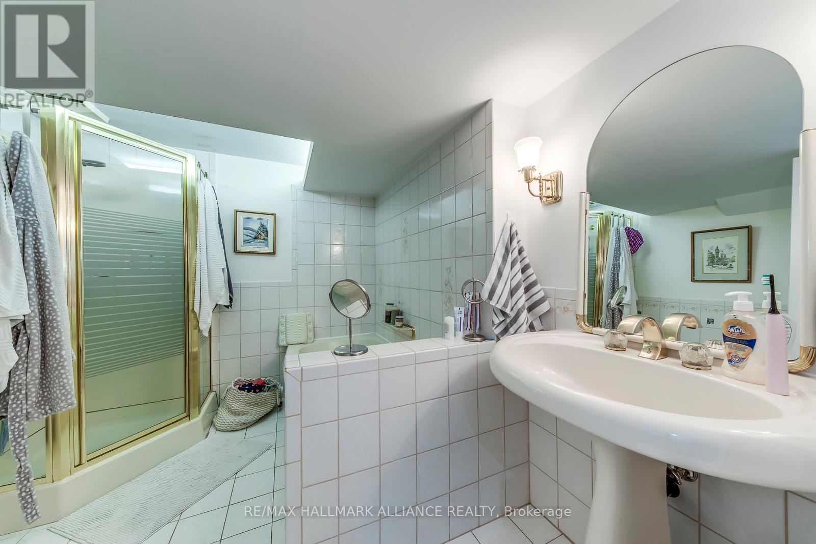 463 Drummond Road, Oakville, Ontario  L6J 4L7 - Photo 22 - W12378637