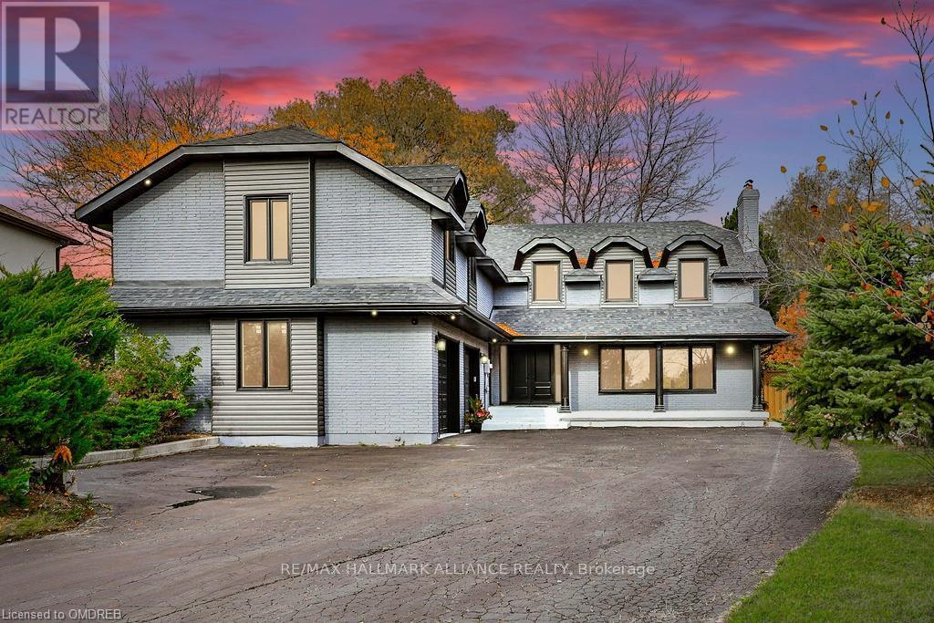 2309 Dunedin Road, Oakville, Ontario  L6J 5V4 - Photo 1 - W12381555