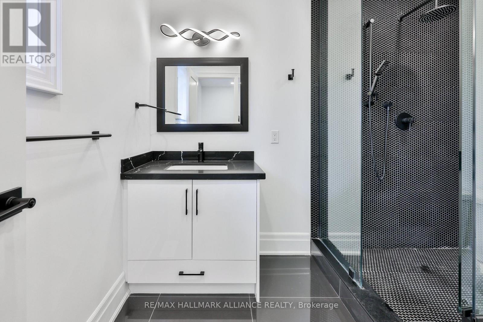 2309 Dunedin Road, Oakville, Ontario  L6J 5V4 - Photo 25 - W12381555