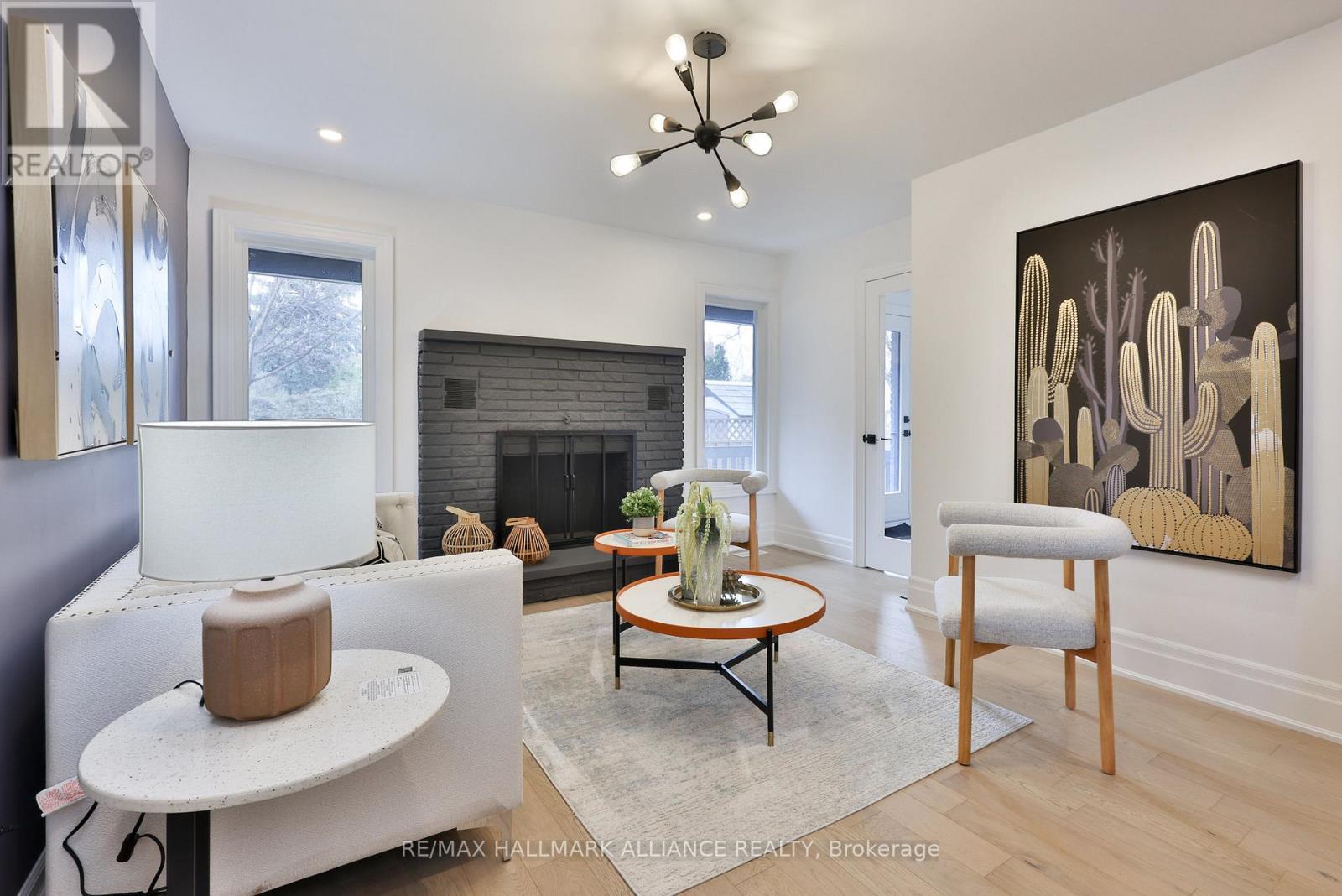 2309 Dunedin Road, Oakville, Ontario  L6J 5V4 - Photo 6 - W12381555