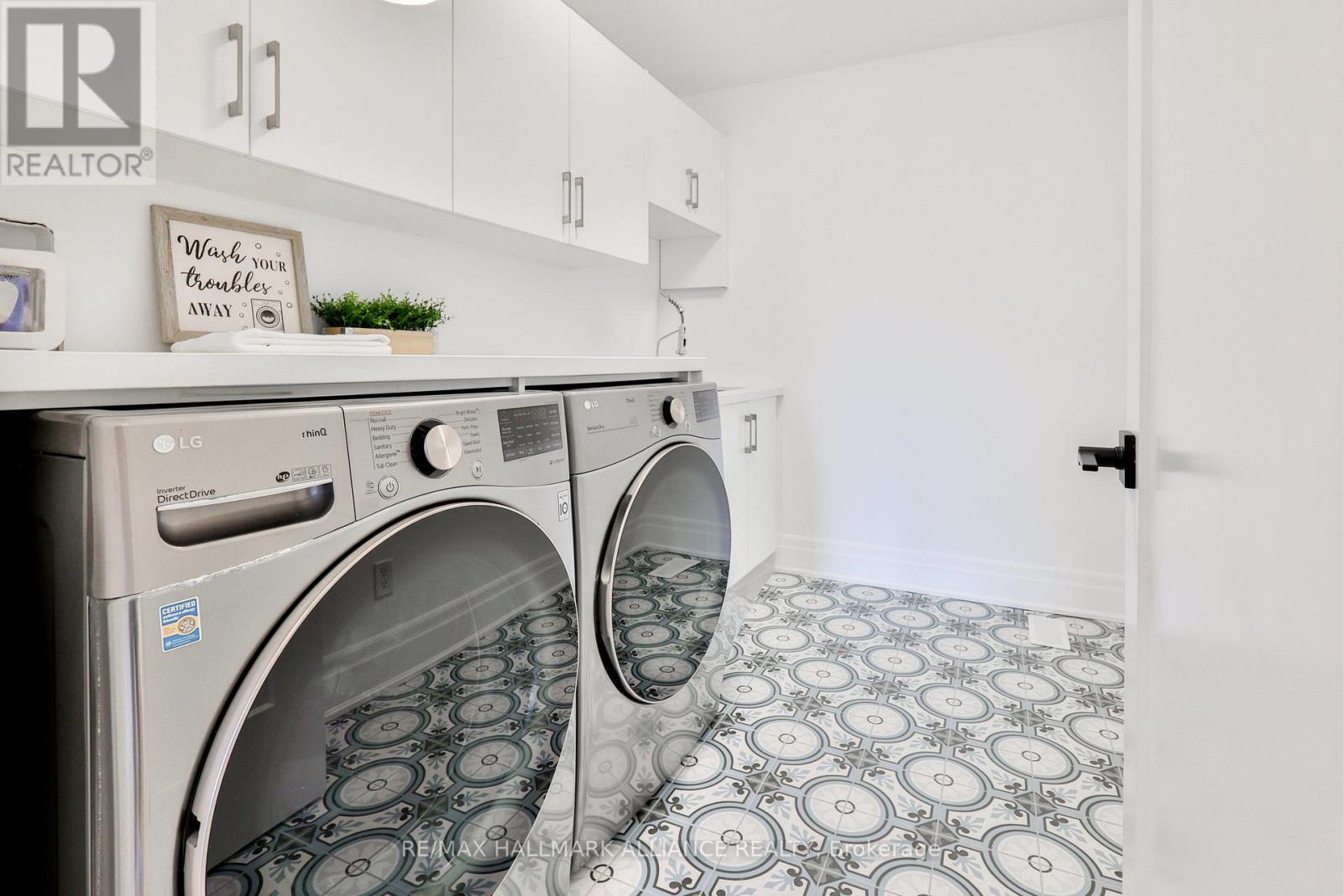 2309 Dunedin Road, Oakville, Ontario  L6J 5V4 - Photo 24 - W12381555