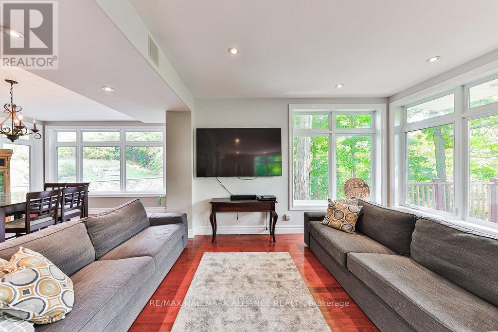 1200 Bronte Road, Oakville, Ontario  L6M 4G4 - Photo 14 - W12423384