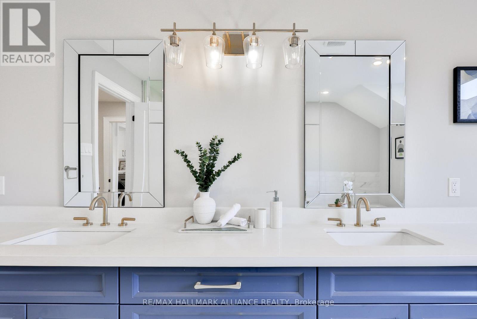 2309 Dunedin Road, Oakville, Ontario  L6J 5V4 - Photo 18 - W12381555