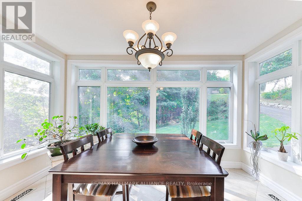 1200 Bronte Road, Oakville, Ontario  L6M 4G4 - Photo 21 - W12423384