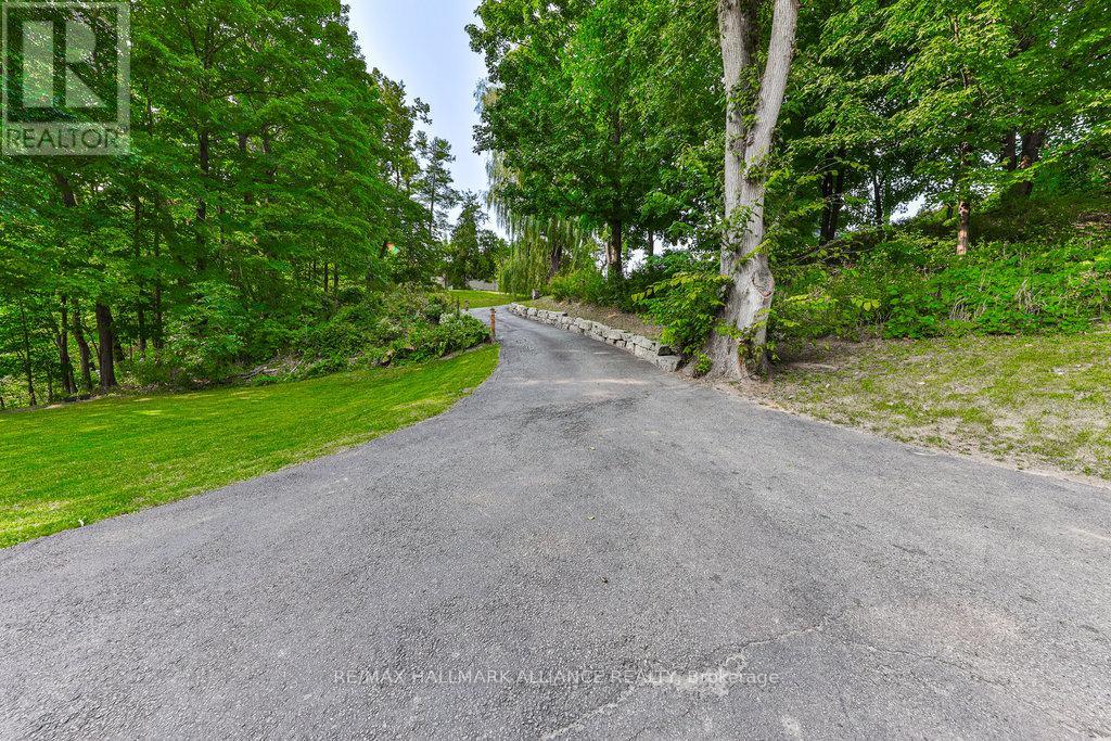 1200 Bronte Road, Oakville, Ontario  L6M 4G4 - Photo 49 - W12423384