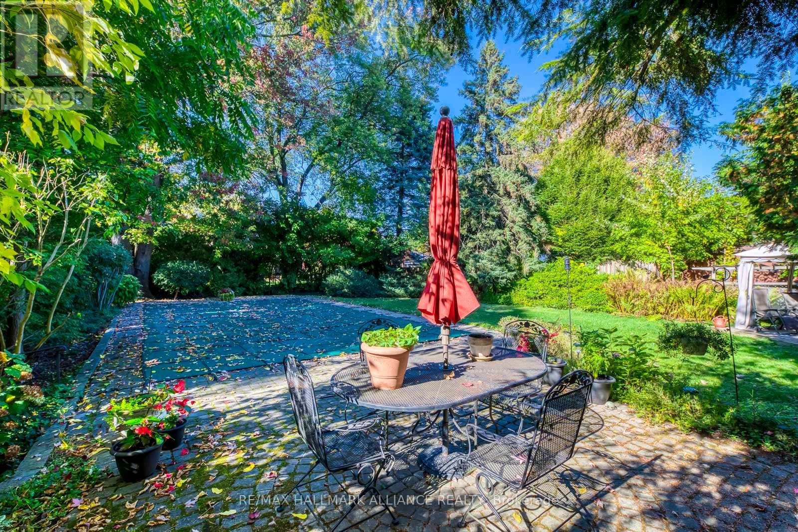 4447 Lakeshore Road, Burlington, Ontario  L7L 1B3 - Photo 6 - W12449262