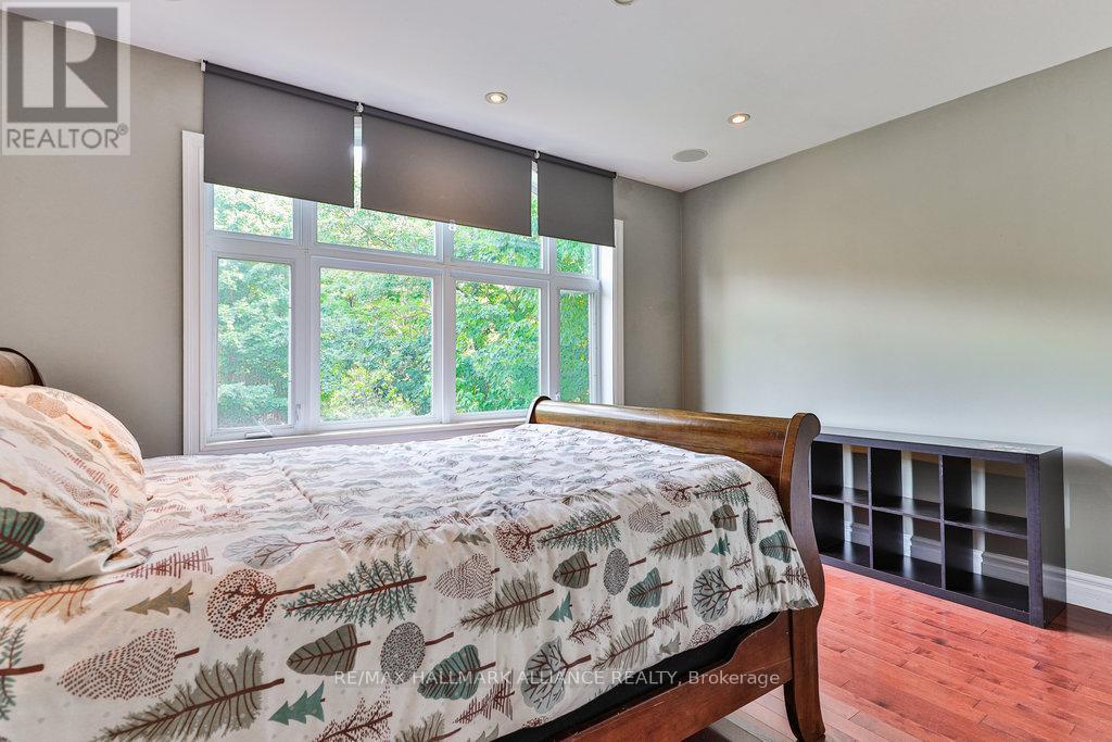 1200 Bronte Road, Oakville, Ontario  L6M 4G4 - Photo 33 - W12423384