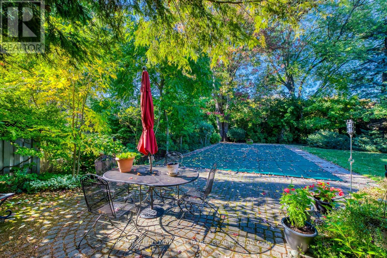 4447 Lakeshore Road, Burlington, Ontario  L7L 1B3 - Photo 34 - W12449262