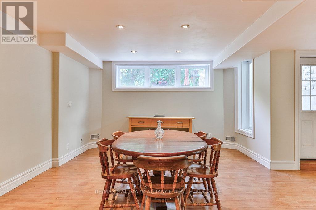 1200 Bronte Road, Oakville, Ontario  L6M 4G4 - Photo 34 - W12423384