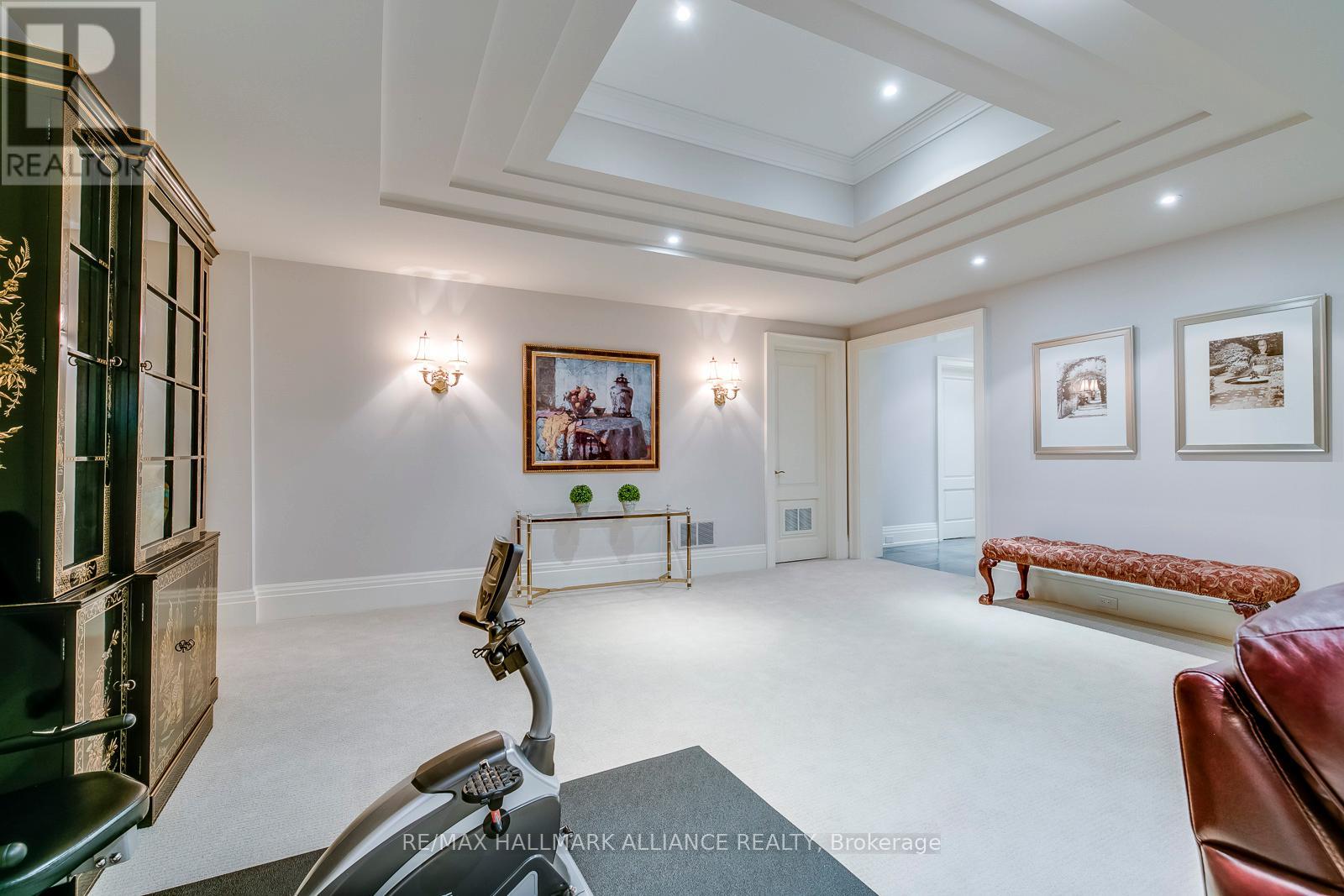 138 Dianne Avenue, Oakville, Ontario  L6J 4G9 - Photo 41 - W12465919