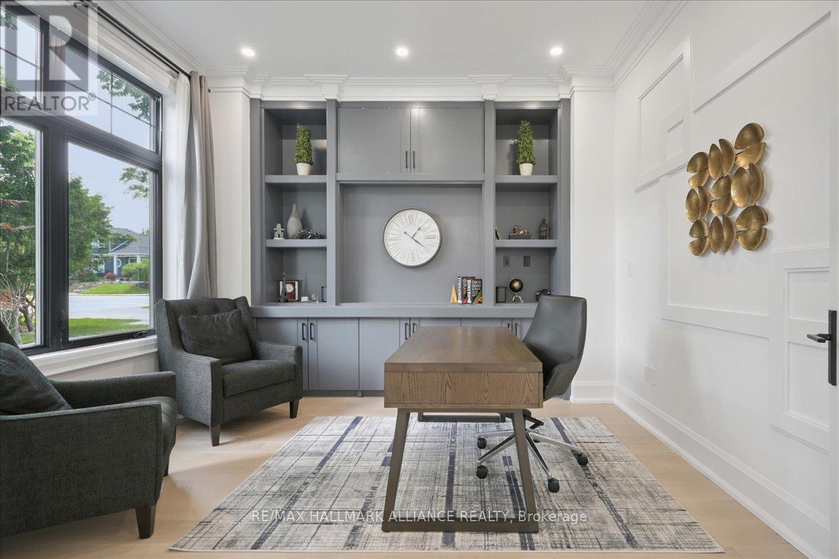 1225 Baldwin Drive, Oakville, Ontario  L6J 2W4 - Photo 5 - W12477877