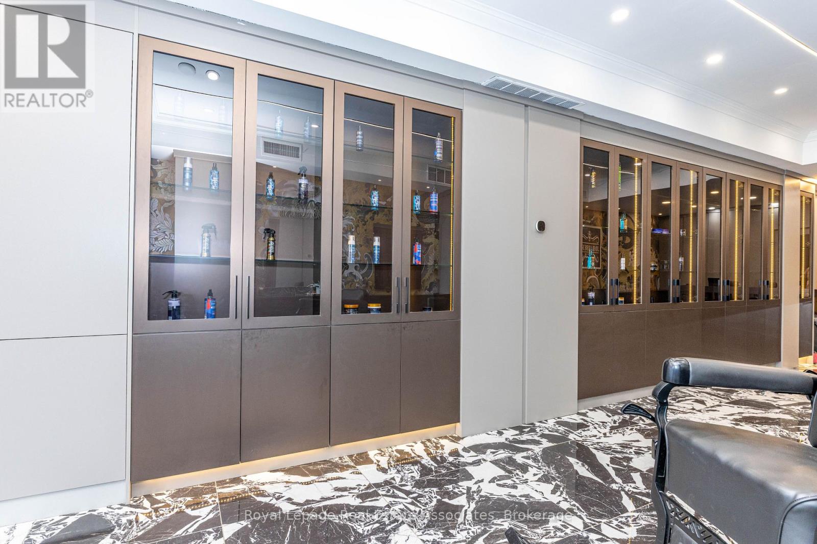 424 Eglinton Avenue W, Toronto, Ontario  M5N 1A2 - Photo 19 - C12639076