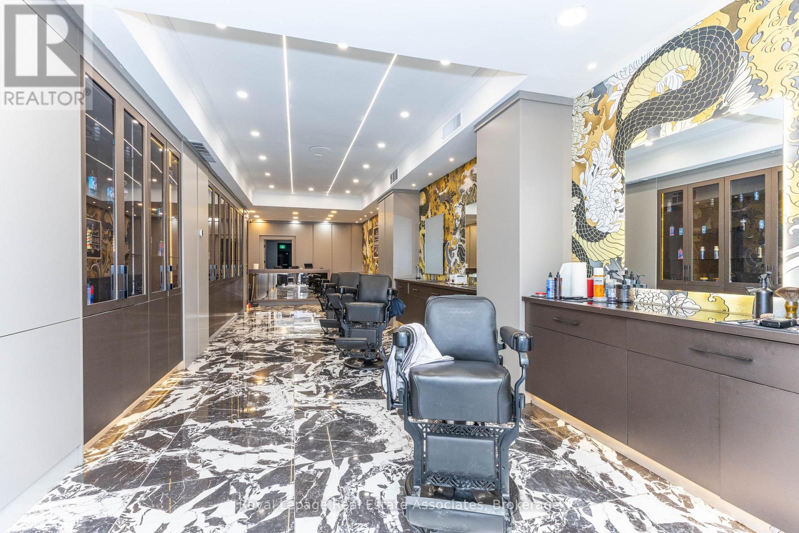 424 Eglinton Avenue W, Toronto, Ontario  M5N 1A2 - Photo 3 - C12639076