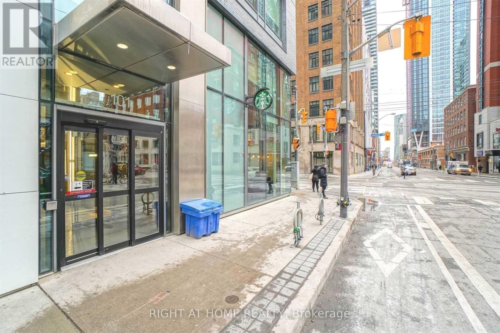 3406 - 101 Peter Street, Toronto, Ontario  M5V 0G6 - Photo 3 - C12639090