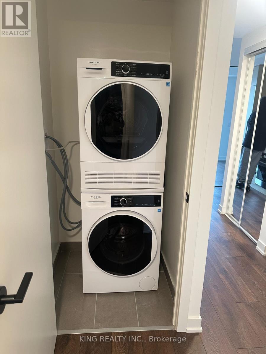 318 - 1200 Dundas Street W, Toronto, Ontario  M6J 1X4 - Photo 10 - C12639168