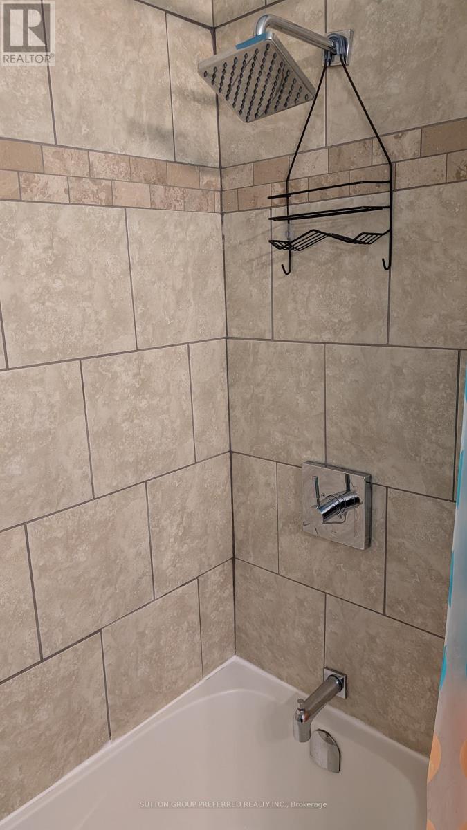 2404 - 389 Dundas Street, London East, Ontario  N6B 3L5 - Photo 16 - X12636738