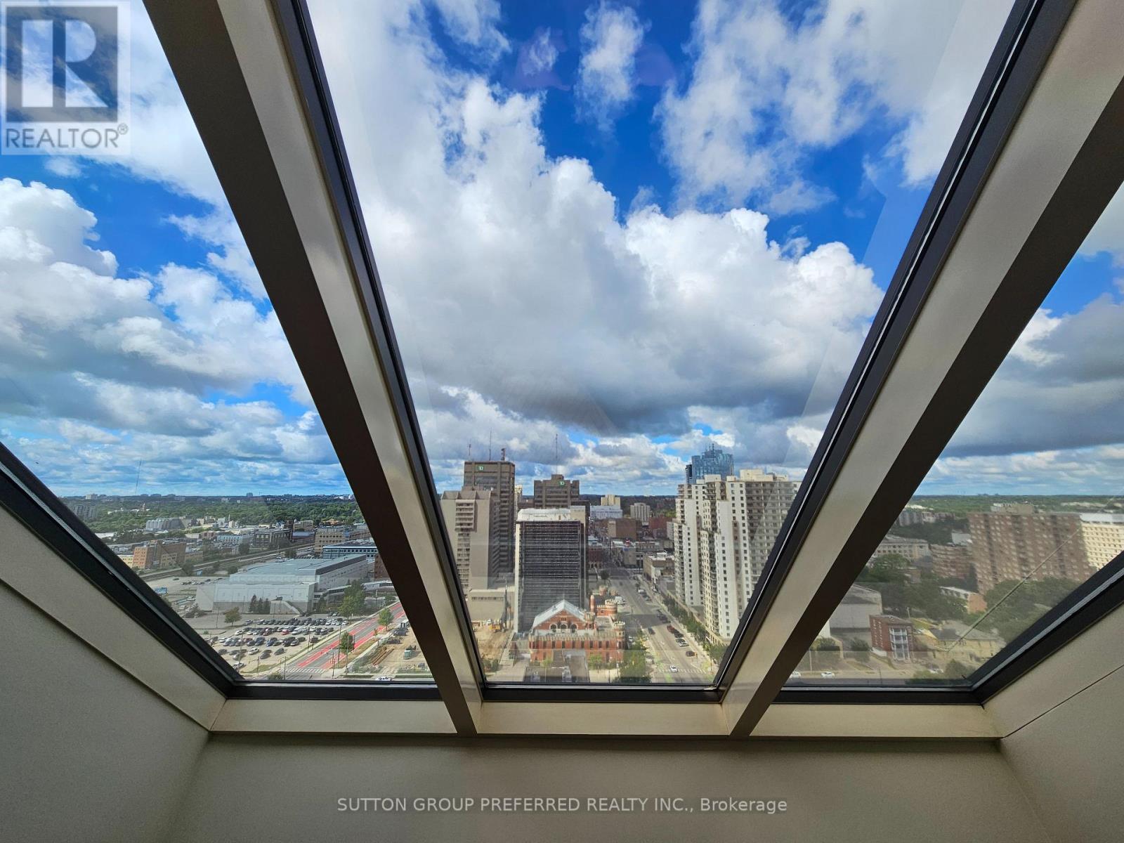 2404 - 389 Dundas Street, London East, Ontario  N6B 3L5 - Photo 18 - X12636738