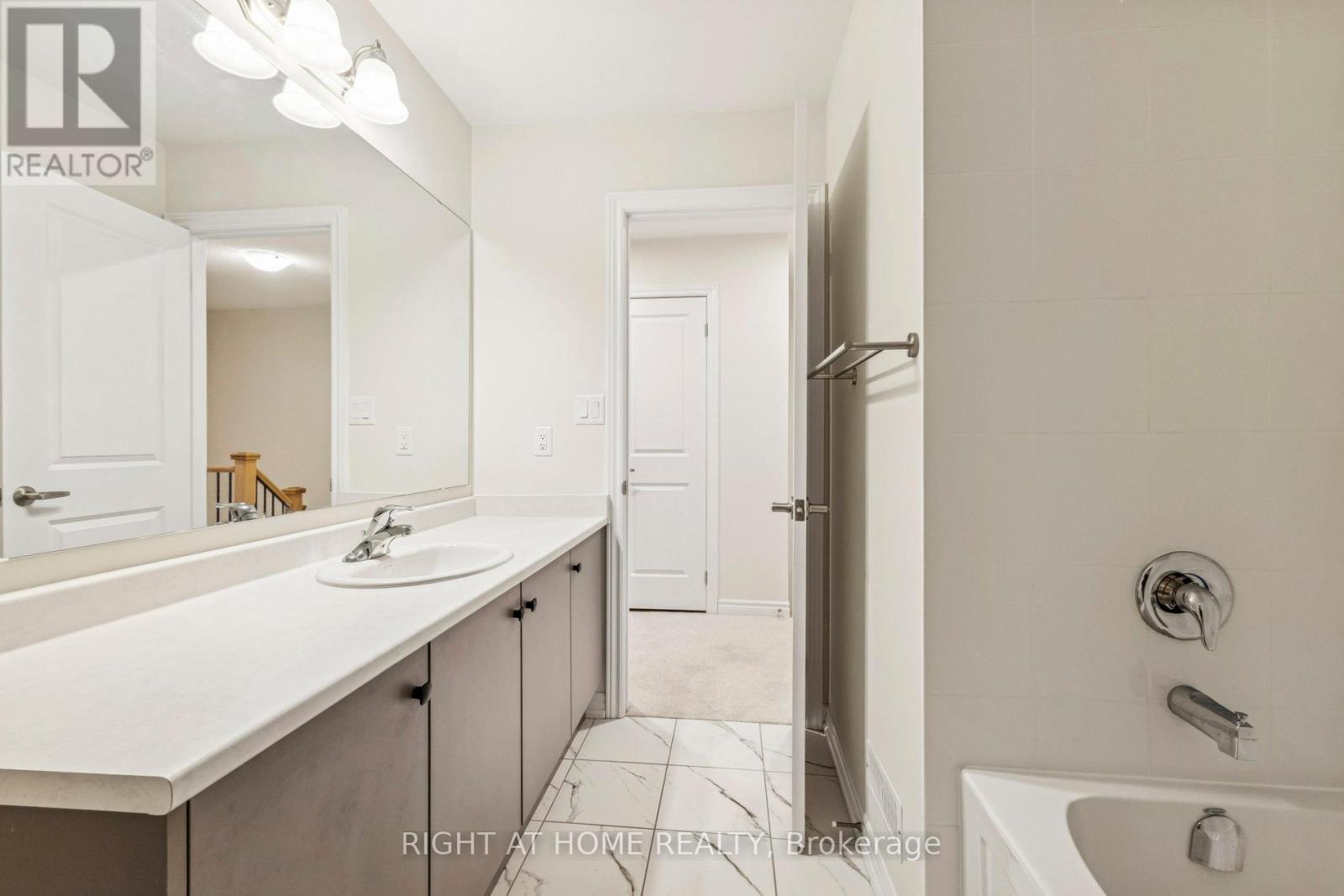 46 Senay Circle, Clarington, Ontario L1E 0H8 - Photo 33 - E12639042