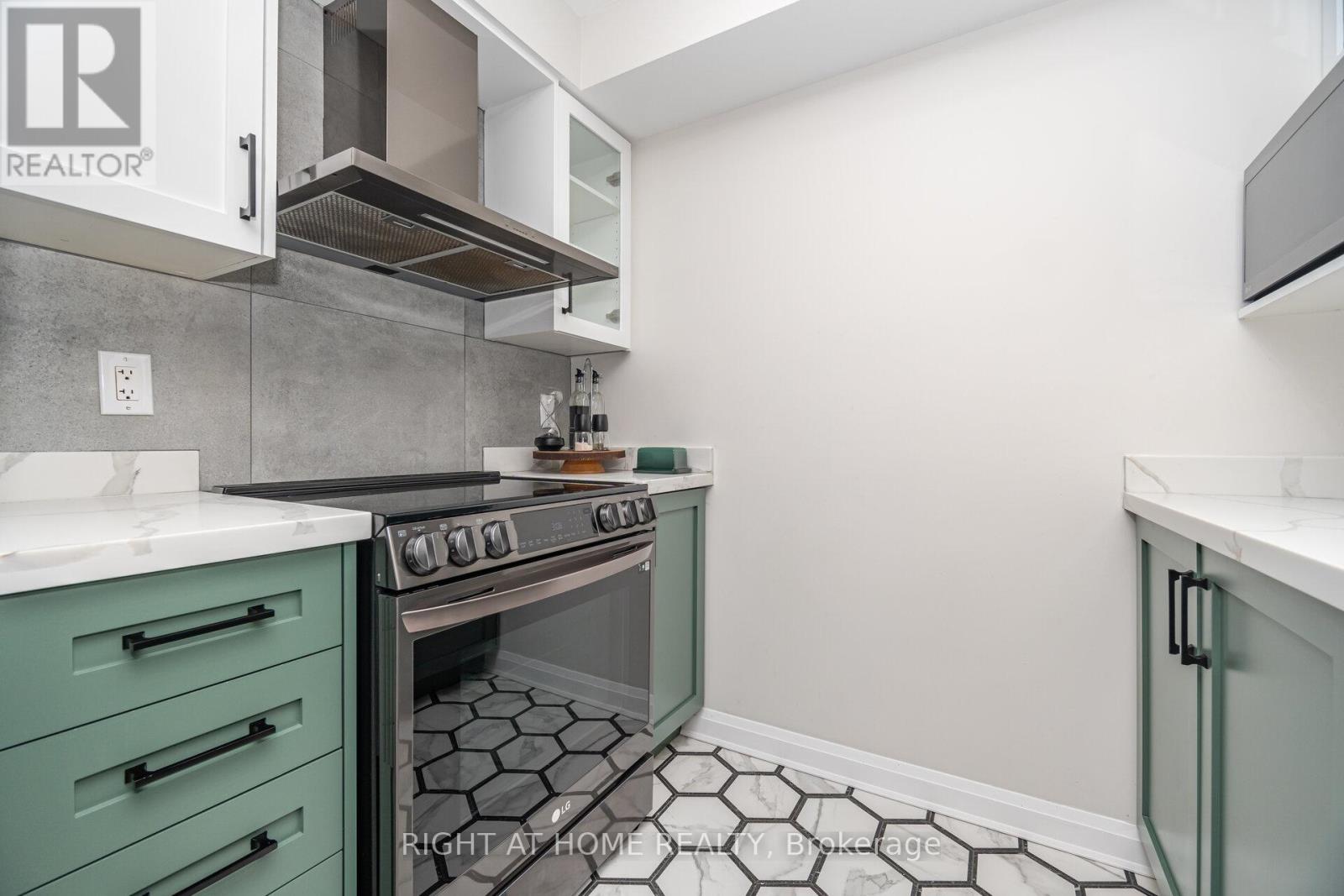 2-38 Petra Way, Whitby, Ontario L1R 0A5 - Photo 4 - E12639046