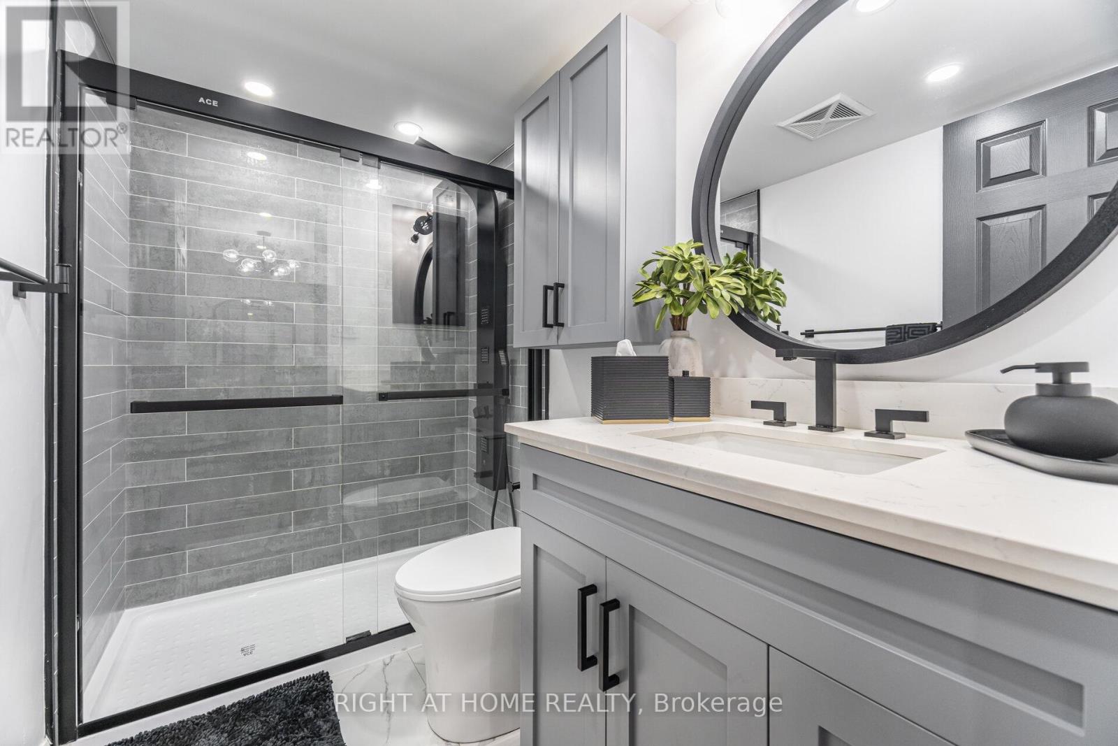 2-38 Petra Way, Whitby, Ontario L1R 0A5 - Photo 8 - E12639046