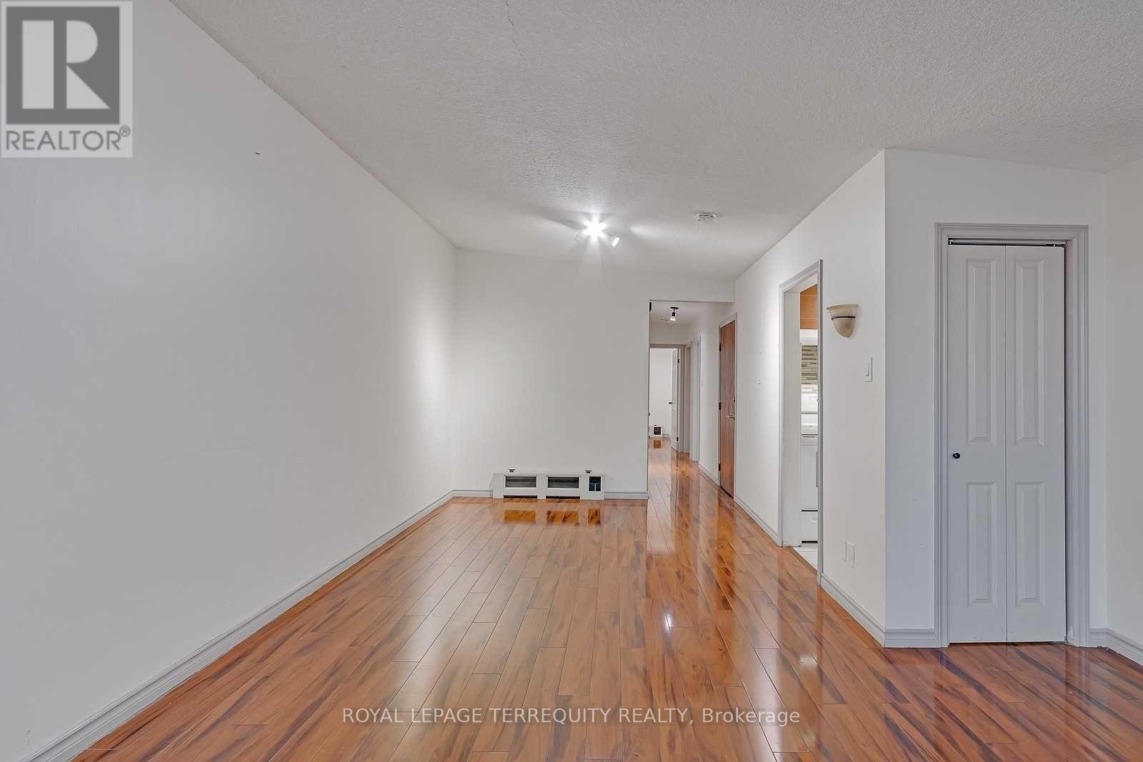 Lower 2l - 2977 Lawrence Avenue E, Toronto, Ontario  M1P 2V6 - Photo 2 - E12639096