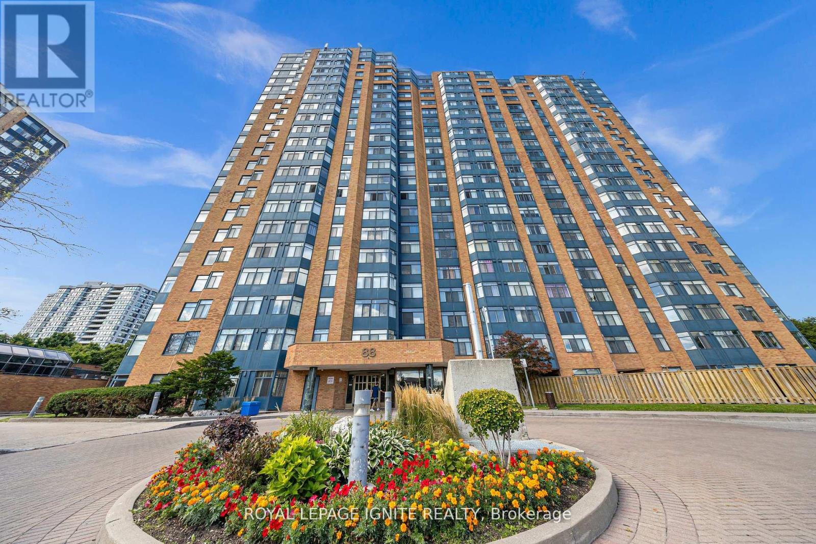 215 - 88 Alton Towers Circle, Toronto, Ontario M1V 5C5 - Photo 45 - E12639132