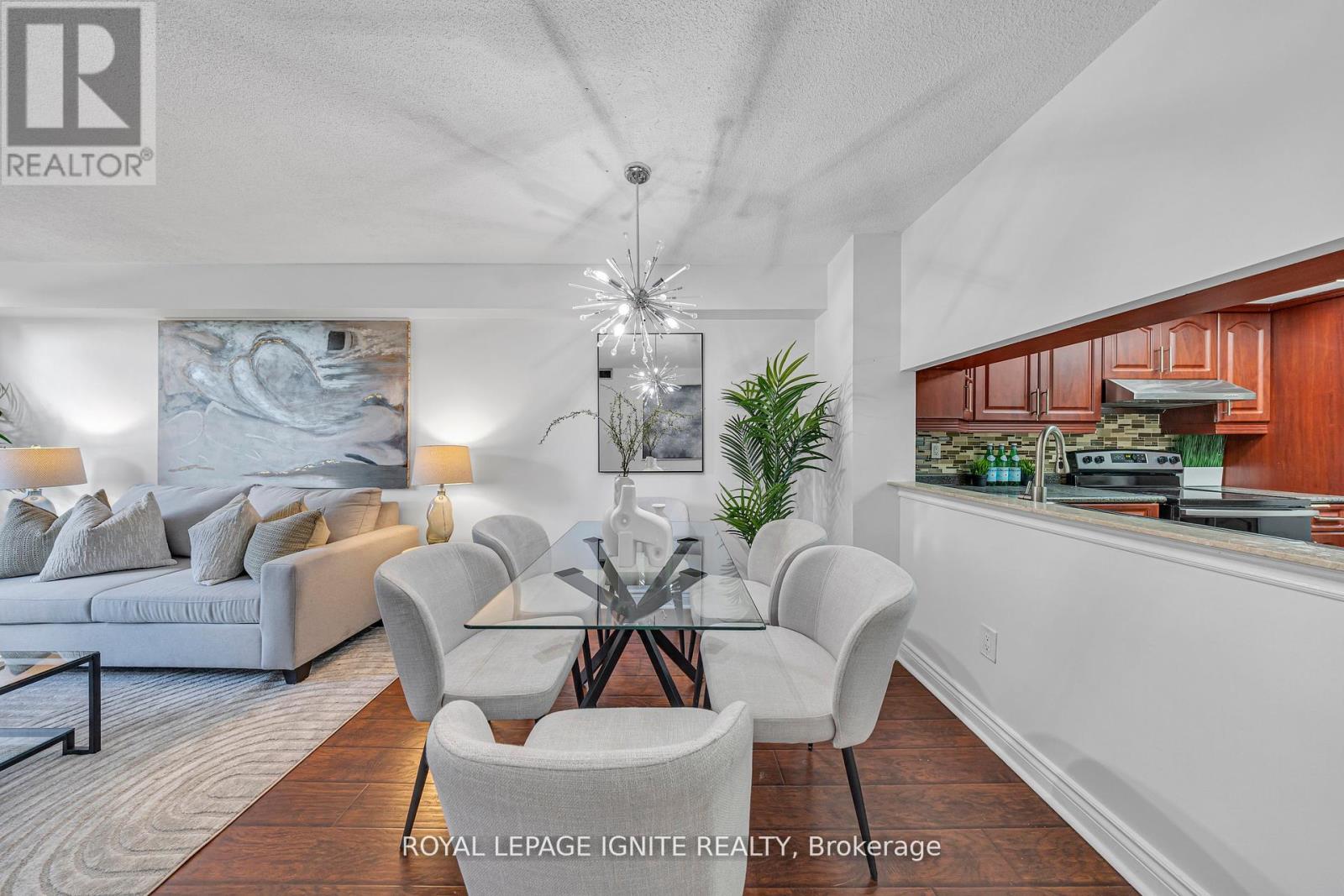 215 - 88 Alton Towers Circle, Toronto, Ontario M1V 5C5 - Photo 9 - E12639132