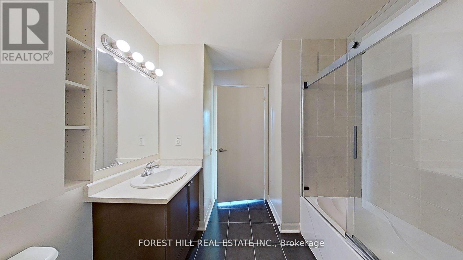 1019 - 525 Wilson Avenue, Toronto, Ontario  M3H 1V1 - Photo 10 - C12564128