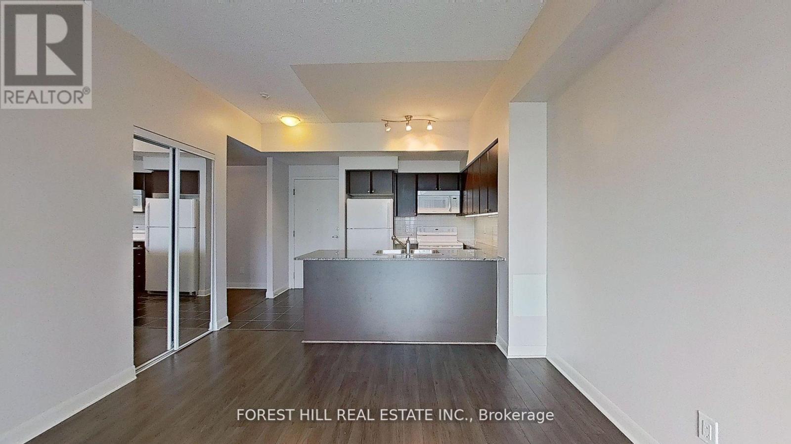 1019 - 525 Wilson Avenue, Toronto, Ontario  M3H 1V1 - Photo 5 - C12564128