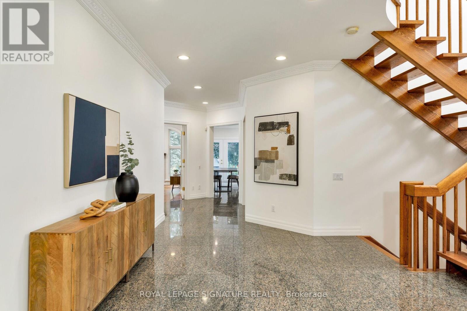 31 Lawrie Road, Vaughan, Ontario  L4J 3N6 - Photo 2 - N12639078