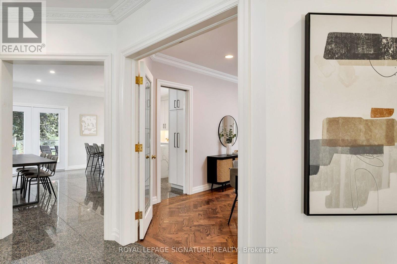 31 Lawrie Road, Vaughan, Ontario  L4J 3N6 - Photo 3 - N12639078