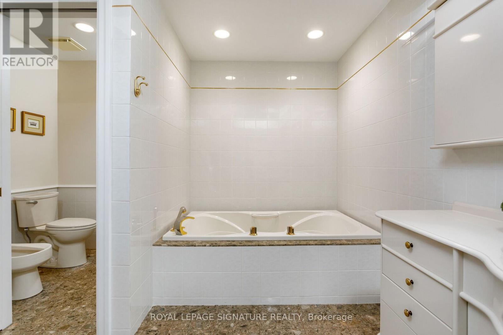 31 Lawrie Road, Vaughan, Ontario  L4J 3N6 - Photo 31 - N12639078