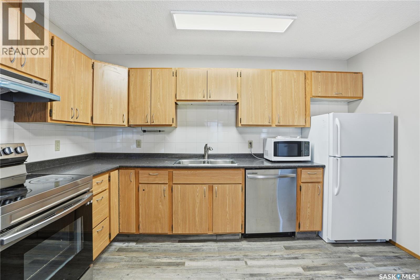 205 1006 9th Street E, Saskatoon, Saskatchewan  S7H 0N2 - Photo 12 - SK025717