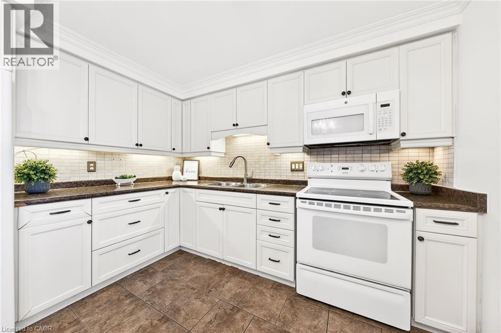 614 Elgin Street N, Cambridge, Ontario  N1R 5Z5 - Photo 12 - 40793023